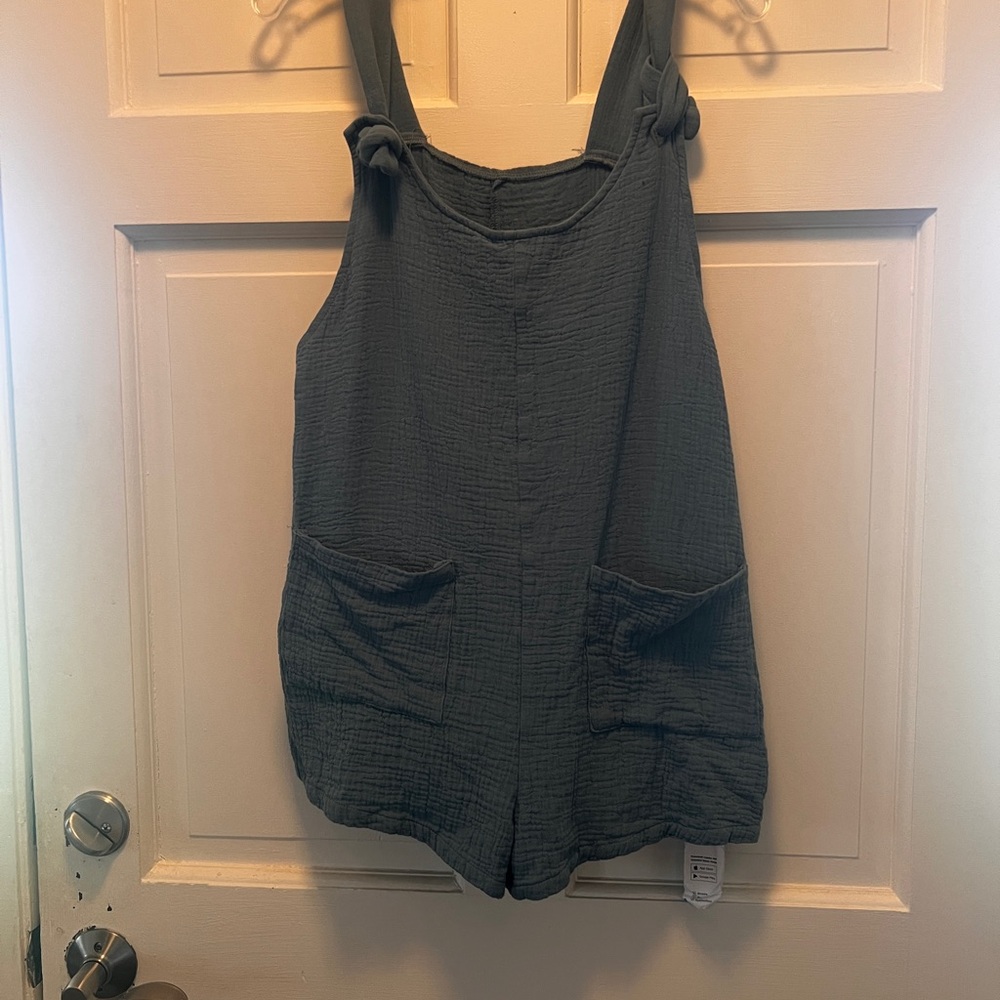 Cupshe Olive Green Gauze Tie-Strap Romper